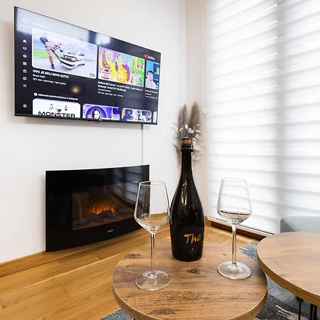 Apartment Dameski House Srebrni Vrhovi *