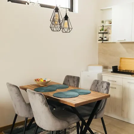 Dameski House Srebrni Vrhovi Appartement