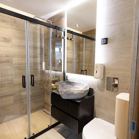 Dameski House Srebrni Vrhovi *