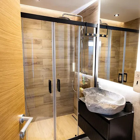 Dameski House Srebrni Vrhovi * Zlatibor